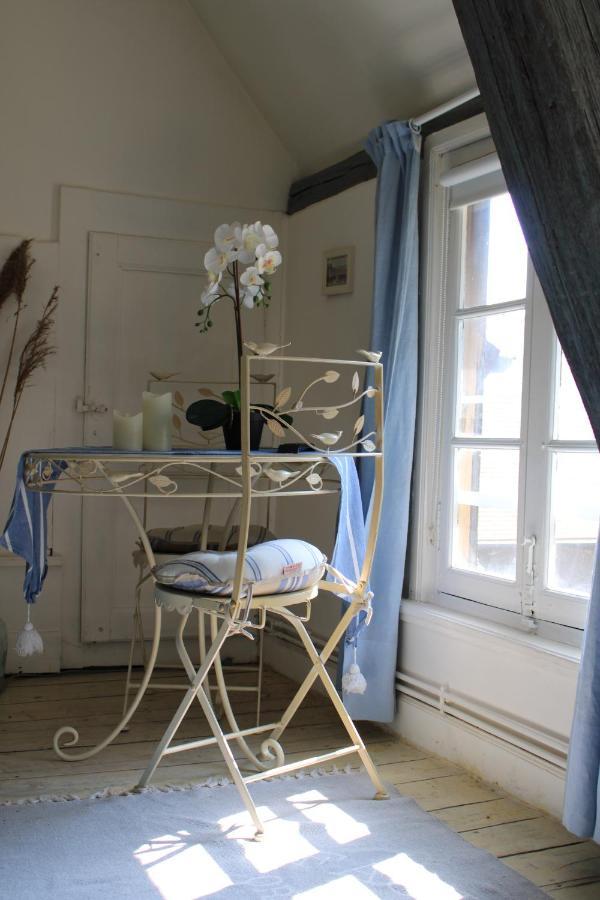 Les Cieux De La Cathedrale - Calme - Jardin - Wifi Apartment