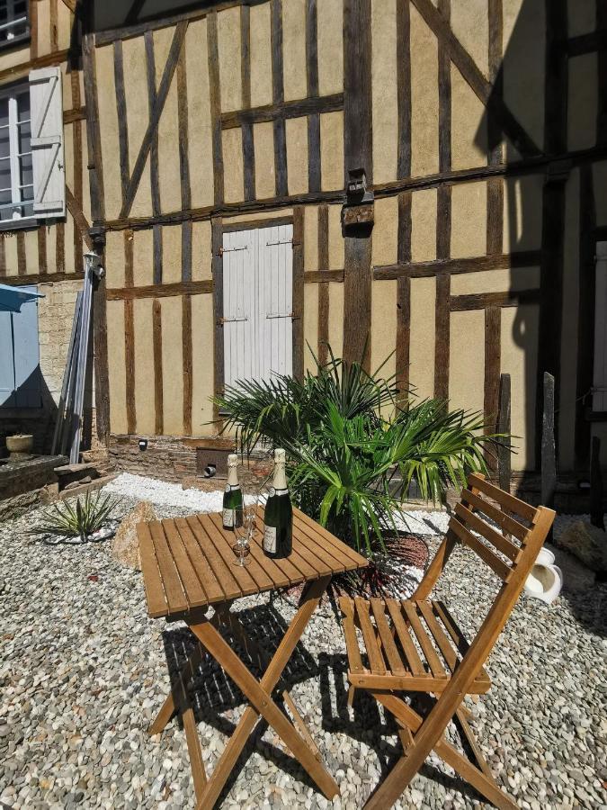 Les Cieux De La Cathedrale - Calme - Jardin - Wifi Apartment *