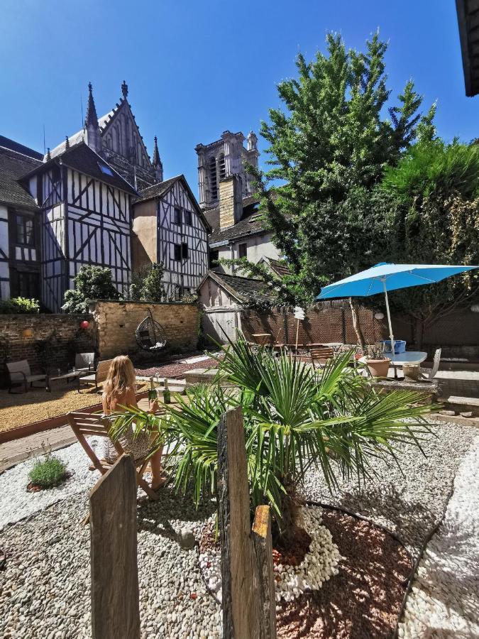 Apartment Les Cieux De La Cathedrale - Calme - Jardin - Wifi *