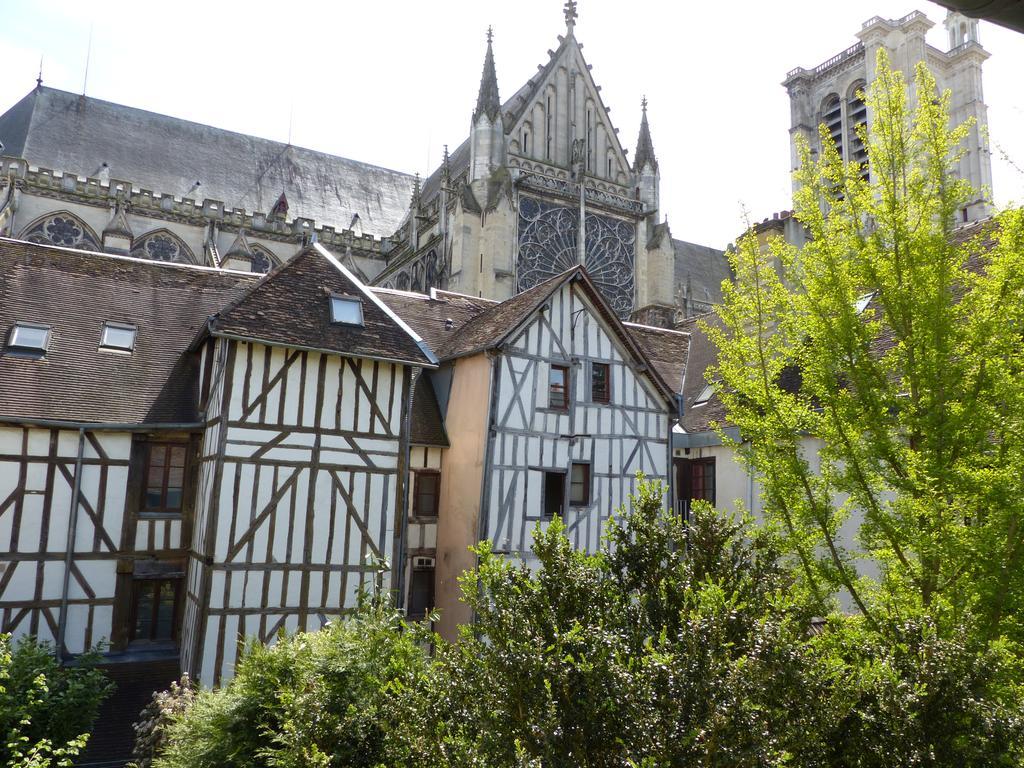 Apartment Les Cieux De La Cathedrale - Calme - Jardin - Wifi *